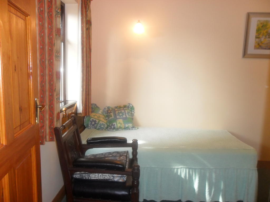 Glen House Room Only Accommodation ยอล ห้อง รูปภาพ
