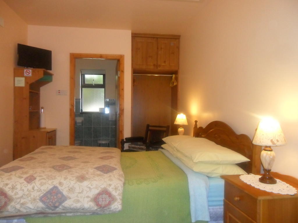 Glen House Room Only Accommodation ยอล ภายนอก รูปภาพ
