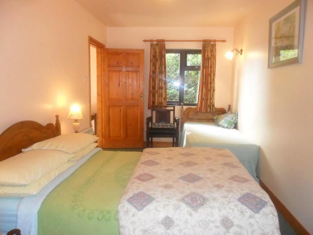 Glen House Room Only Accommodation ยอล ภายนอก รูปภาพ